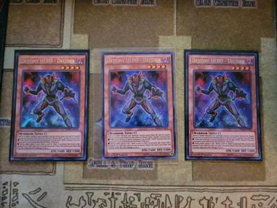 YUGIOH 3X DESTINY HERO DECIDER DESO-EN003 SECRET 1ST EDITION NM-image