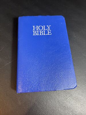 The NIV Gift and Award Bible Zondervan 2001 Blue Imitation Leather-image