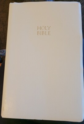 KJV Bible Thomas Nelson 1987 Gift&Award Holy Bible Red Letter white-image