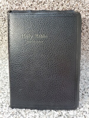 Vtg World Holy Bible Concordance Self-Pronouncing Leather Pictures Maps-image