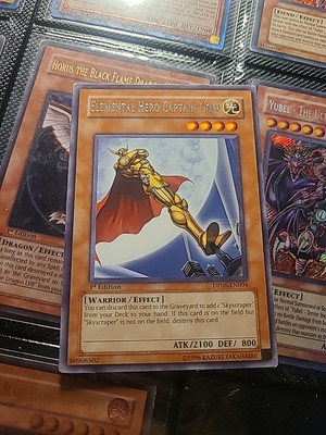 Elemental Hero Captain Gold DP06-EN004 1st ED Rare -image