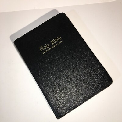 Holy Bible Dictionary Concordance Red Letter Edition King James KJV Nelson 173-image