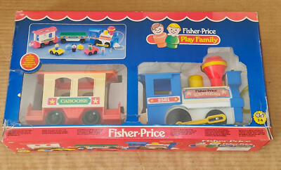 Vintage Fisher-Price Little People #2581 Play Family EXPRESS TRAIN Complete Box-image