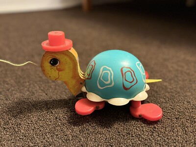 Vintage 1967 Fisher Price Chiming Turtle Pull Toy with Moving Feet & Sound -image