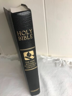 Holy Bible New Revised Standard Version Maps Black Leather Henderson 1989-image