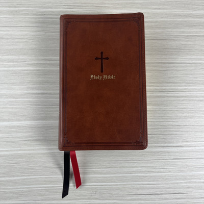 Holy Bible KJV Large Print Imitation Leather 2022 Reference Bible Color Maps-image
