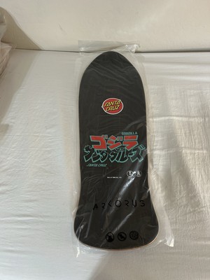 Santa Cruz Godzilla King of the Monsters Deck-image