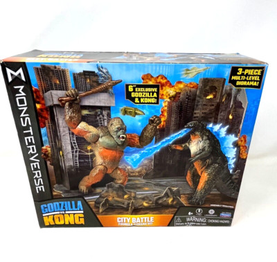 Monsterverse City Battle Godzilla vs Kong Figures & Diorama Set Hollow Earth New-image