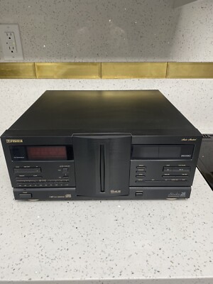 Fisher DAC-2403 Studio 24 CD Management System in Good Condition-image