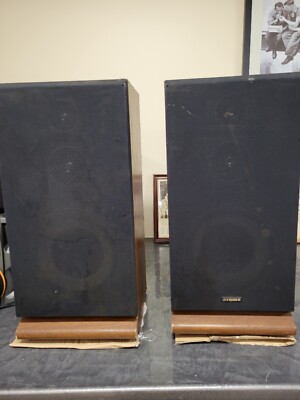 VINTAGE FISHER FLOOR SPEAKERS MODEL STV 410M TOWERS 60 WATT GREAT SOUND 26''x12