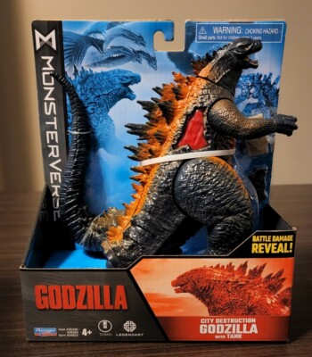 Godzilla Monsterverse City Destruction Godzilla with Tank Battle Damage Reveal-image