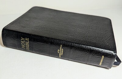 Vintage Zondervan New International Version Black Genuine Cowhide Bible 1978-image