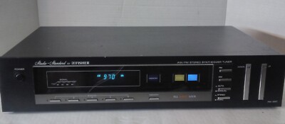 Vintage Fisher FM-660 AM/FM STEREO SYNTHESIZER TUNER -image