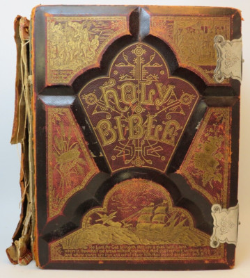 Antique 1890 Family Pronouncing Parallel Bible Dictionary, Maps, & Metal Latch-image