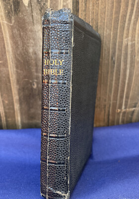 Vintage HolyBible King James Version 1939 Collins Clear Type Press Great Britain-image