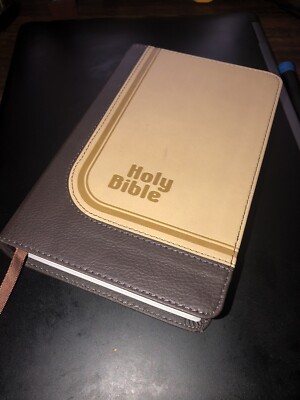 LNIB! CEB Compact Thin Bible Espresso Henley DecoTone Leather w Maps & Magnifier-image