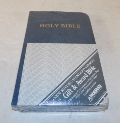 Holman Gift & Award Holy Bible New RSV Imitation Leather NEW-image