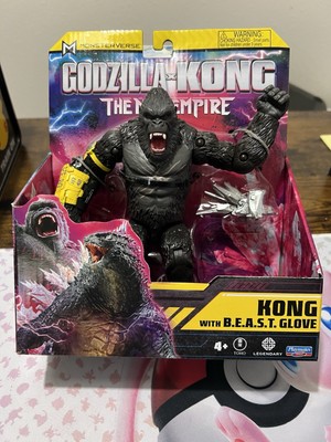 Playmates Godzilla x Kong The New Empire Kong with Battle Axe 6