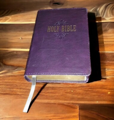 Holy Bible King James Version Compact Christian Art Publisher Purple Red Letter-image