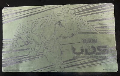 Yu-Gi-Oh! UDS 2019 | Elemental HERO Stratos  - Player Game Mat Konami Item GREEN-image