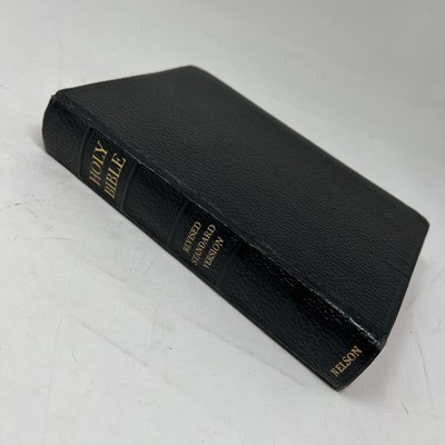 Holy Bible Old and New Testaments Revised Standard Version 1952 Nelson Leather-image