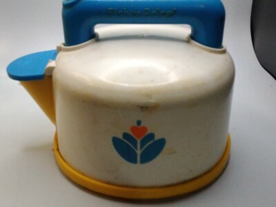 Vintage Fisher Price 1987 FUN WITH FOOD Whistling Tea Kettle (Teapot Only) -image