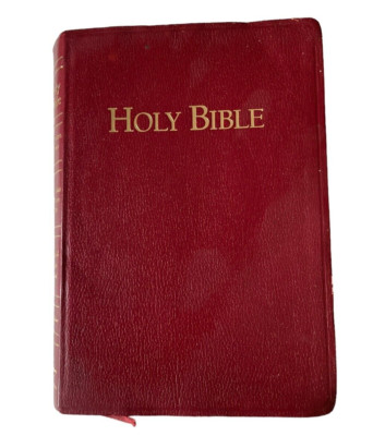 Holy Bible KJV Giant Print Reference Red Letter Concordance Cornerstone-image