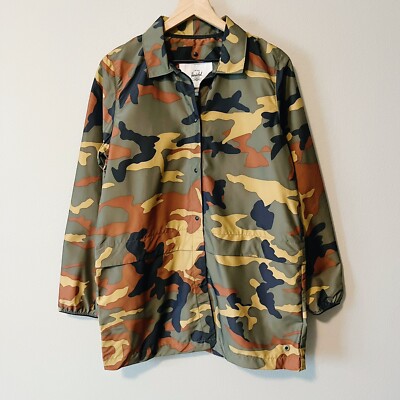 Herschel Supply Company  Voyage Long Coach Jacket Woodland Camo Size Medium NEW-image