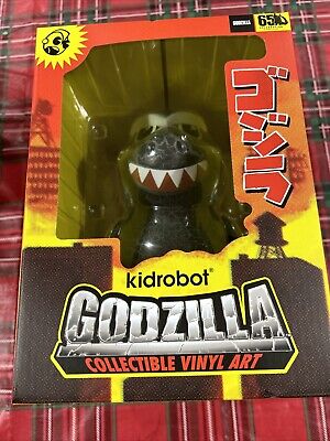 Kidrobot Mecha Godzilla Battle Ready 8