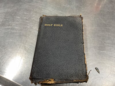 Holy Bible  Press Black KJV Great Britain Church Leather used-image