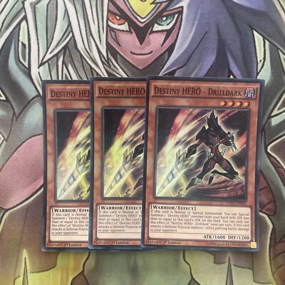 DESO-EN001 x3 Destiny HERO - Drilldark Super Rare Excellent Condition Yugioh-image