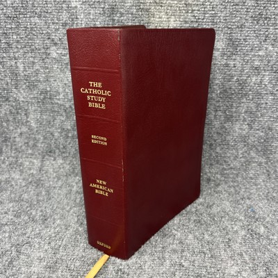 The Catholic Study Bible Leather 2nd Edition New American Bible Study Revised-image