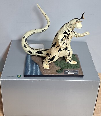 1999 ART OF WAR THE COLLECTION ULTRA ELEKING LIMITED EDITION  STATUE-image