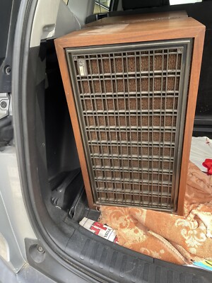 Fisher XP-60C Vintage Speakers -image