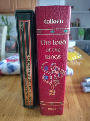 JRR Tolkien Lord of the Rings Red Leather HobbitCollector's Edition Book Map VTG-image