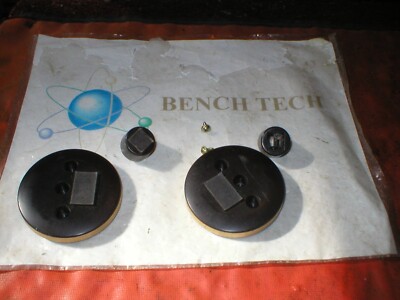 Fisher  Model DAC-2403  Plastic Feet With Hardware-image