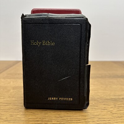 HOLY BIBLE King James Version National Bible Press Illustrated With Maps Leather-image