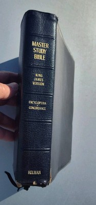 Master Study Bible 1983; KJV Holman; Black Bonded LEATHER Concordance Maps Encyc-image