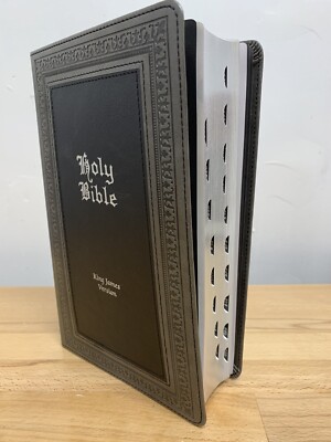 KJV Giant Print Red Letter Bible, Faux Leather w/RMarker, Gray 14 POINT INDEX-image