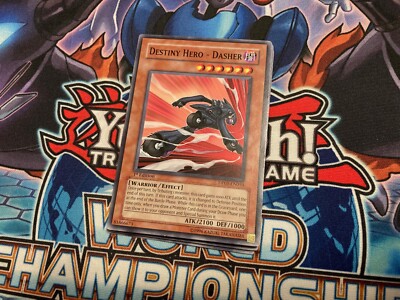 Destiny Hero - Dasher DP05-EN010 1st Common NM Yugioh Card-image