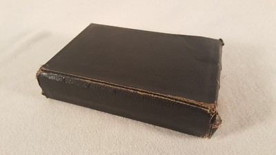  Holy Bible Black Leather KJV Red Letter Edition Self Pronouncing World Pub-image