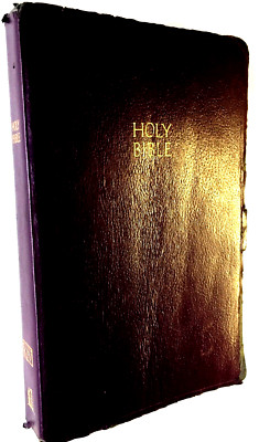 Holy Bible by T. Nelson 1987 Purple NKJV Red Letter Dictionary Concordance Maps-image
