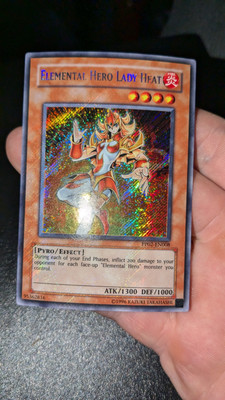 Elemental Hero Lady Heat PP02-EN008 Premium Pack 2 Secret Rare misprint -image