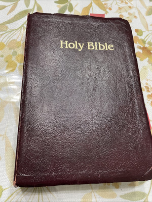 Holy Bible New King James Version NKJV Giant Print Red Letter 1992 Nelson 433BG-image
