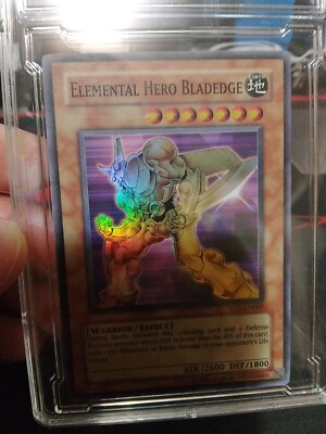 yugioh card Vintage 1996 Elemental Hero Bladedge Holo In Grading Case-image